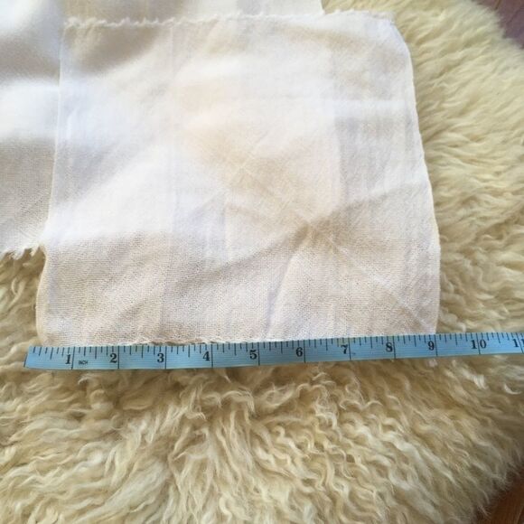 Vintage pre-1960s Set of 6 Handmade Doilies/ Handkerchieves - Picture 4 of 8